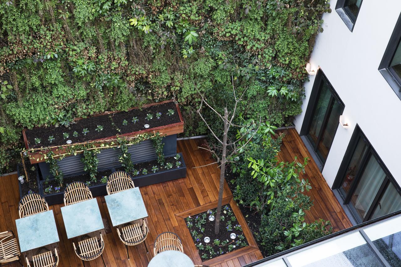 Maison Breguet Paris Dış mekan fotoğraf The courtyard at the hotel